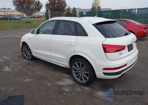 2018 Audi Q3 2.0T Premium/2.0T Sport Premium z USA, uszkodzony, nr VIN WA1JCCFS9JR026318